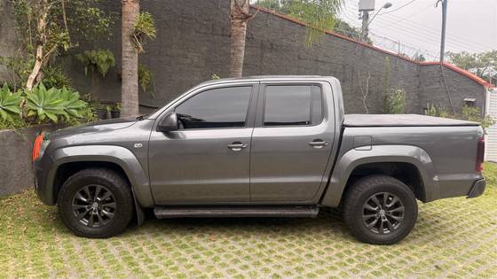 VOLKSWAGEN AMAROK 2.0 COMFORTLINE 4X4 CD 16V TURBO INTERCOOLER DIESEL 4P AUTOMÁTICO VOLKSWAGEN AMAROK 2.0 COMFORTLINE 4X4 CD 16V TURBO INTERCOOLER DIESEL 4P AUTOMÁTICO